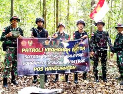 Jaga Kedaulatan NKRI, Satgas Pamtas Yon. Armed 11 Kostrad Laksanakan Patroli Patok