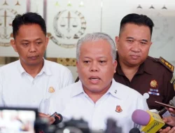 Wawan Suami Cagub Diperiksa Kejati Banten.