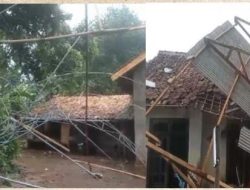 Angin Puting Beliung Terjang Kecamatan Cikeusal Banten