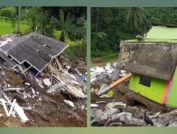 Longsor Terjang Rumah Warga di Kampung Gintung Kabupaten Lebak Banten