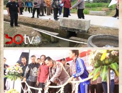 Kapolri Resmikan Pengerasan Jalan dan Saluran Irigasi serta Serahkan Bansos di Desa Garongan Yogyakarta