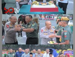 Syukuran HUT Ke-79 Kodam III/Slw, Kapolda Jabar Serahkan Tumpeng dan Tali Asih
