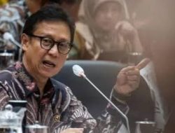 Menkes Budi Dianggap Pro Oligarki dan Hancurkan Citra Dokter Indonesia