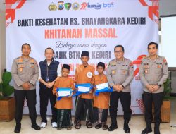 Sambut Hari Bhayangkara 79, Polres Kediri Kota Bersama RS Bhayangkara Dan Bank BTN Gelar Khitanan Massal