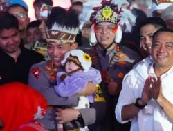 Kehangatan Kapolri di Tengah Semarak Panggung Rakyat