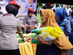 Gerakan Pangan Murah. Polrestabes Surabaya Berkomitmen Stabilkan Harga dan Jamin Ketersedian Pangan