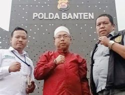 Dugaan Pelecehan Salat oleh Komika Pandji Pragiwaksono.