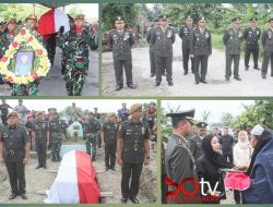Dandim 0201/ Medan Pimpin upacara Pemakaman Anggota