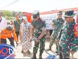 Danrem 064/MY Tinjau TMMD di Patia. Salurkan Air Bersih bagi Warga Terdampak Kekeringan