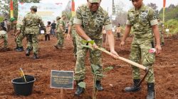 Sinergitas TNI, Polri, Pemprov Riau, dan Buruh dalam Gerakan Tanam Sejuta Pohon 